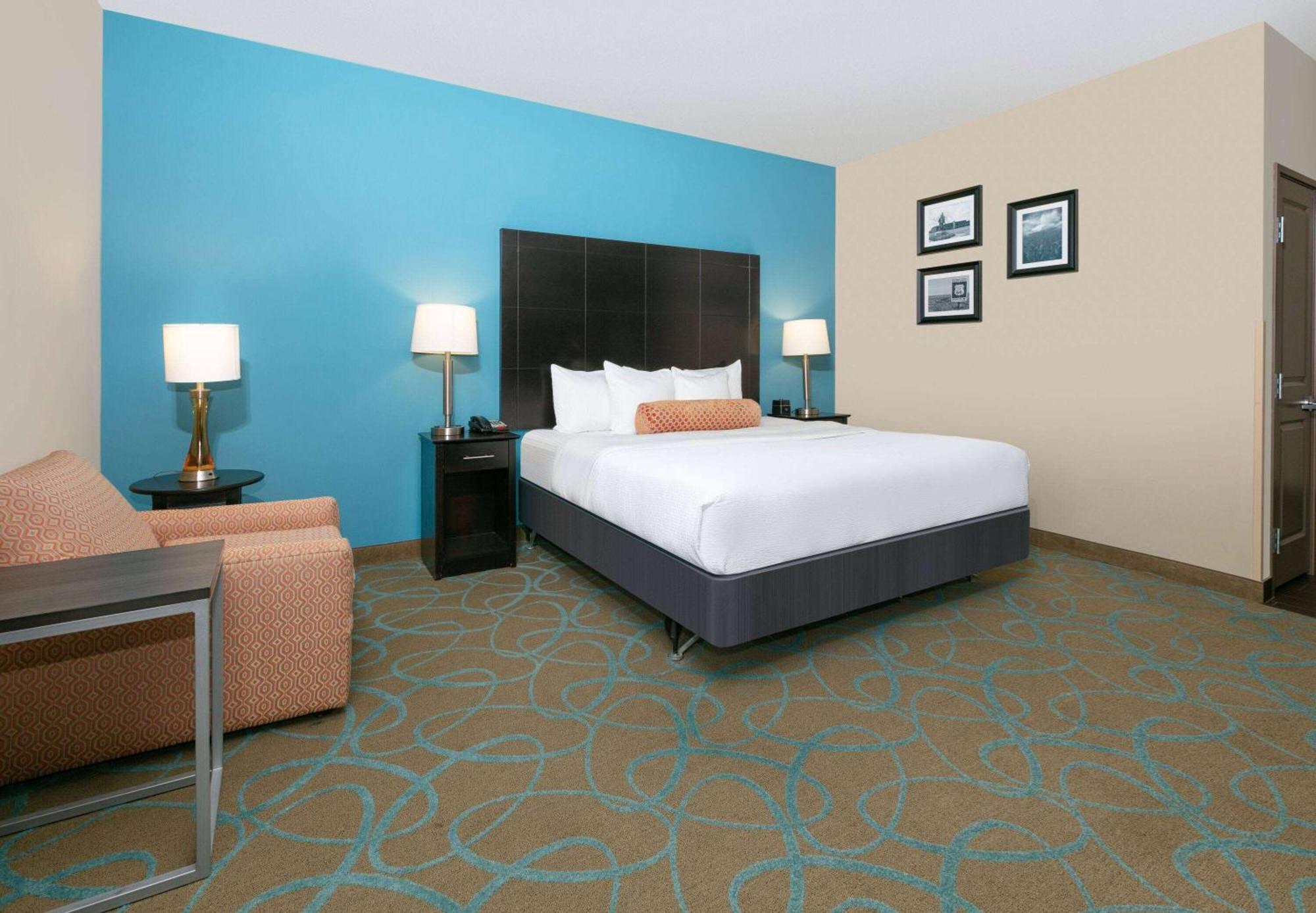 La Quinta By Wyndham Clinton Historic Route 66 Hotel Екстериор снимка